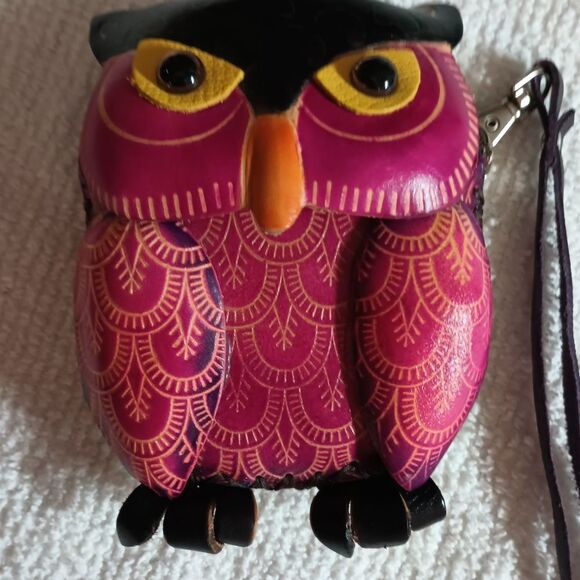 Leather Owl Wrist Coin Purse - Picture 2 of 4